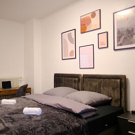 Primetime Suite Fuer 8+Kueche/Wifi Essen Bagian luar foto