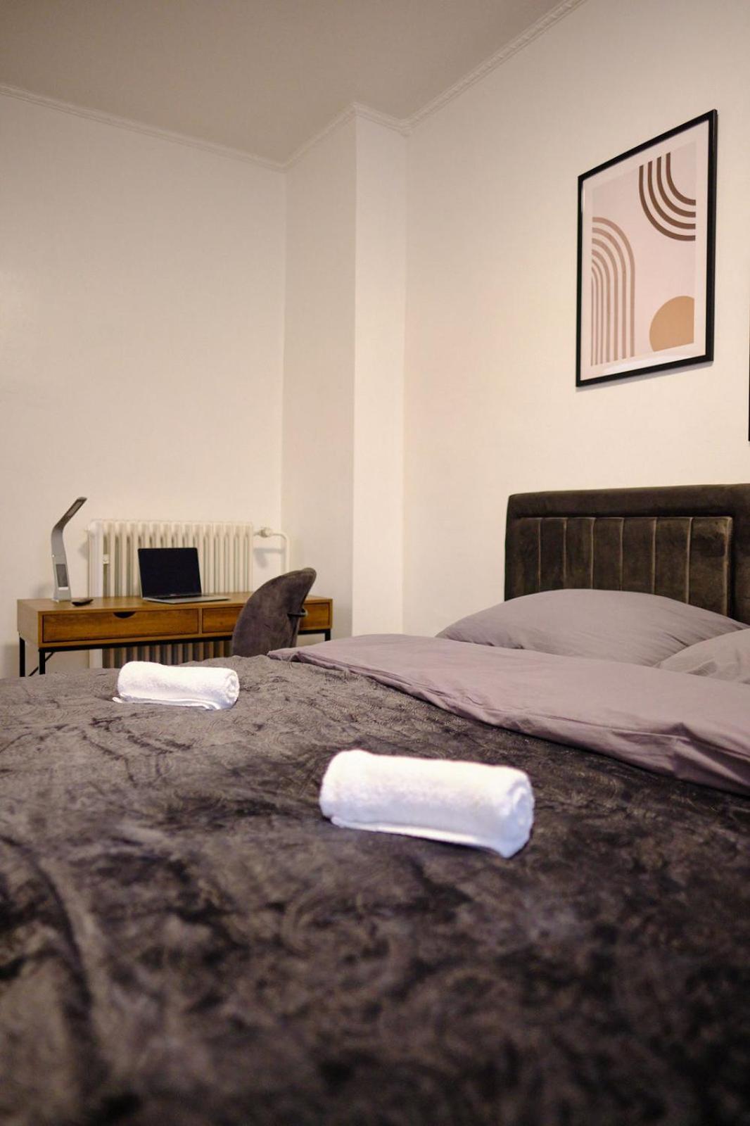 Primetime Suite Fuer 8+Kueche/Wifi Essen Bagian luar foto
